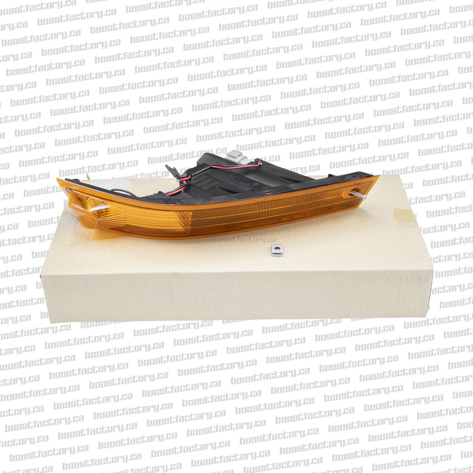 Genuine Nissan Kouki S14 Silvia Front Turn Signal Light Assembly Left OR Right - 26120-80F25 / 26125-80F25