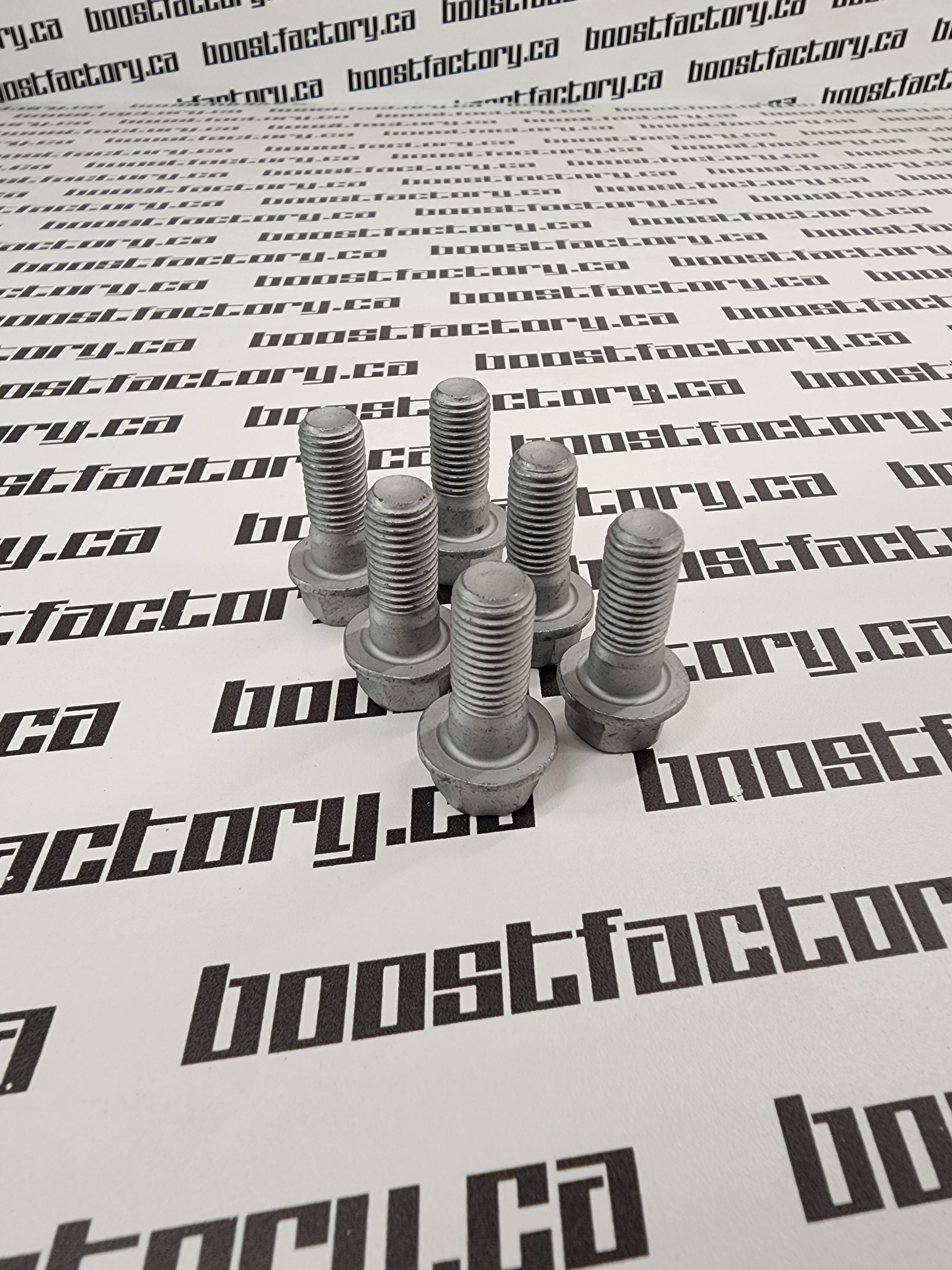 Genuine Nissan R32 GTR Rear Axle Bolt Set - 39606-17V0A