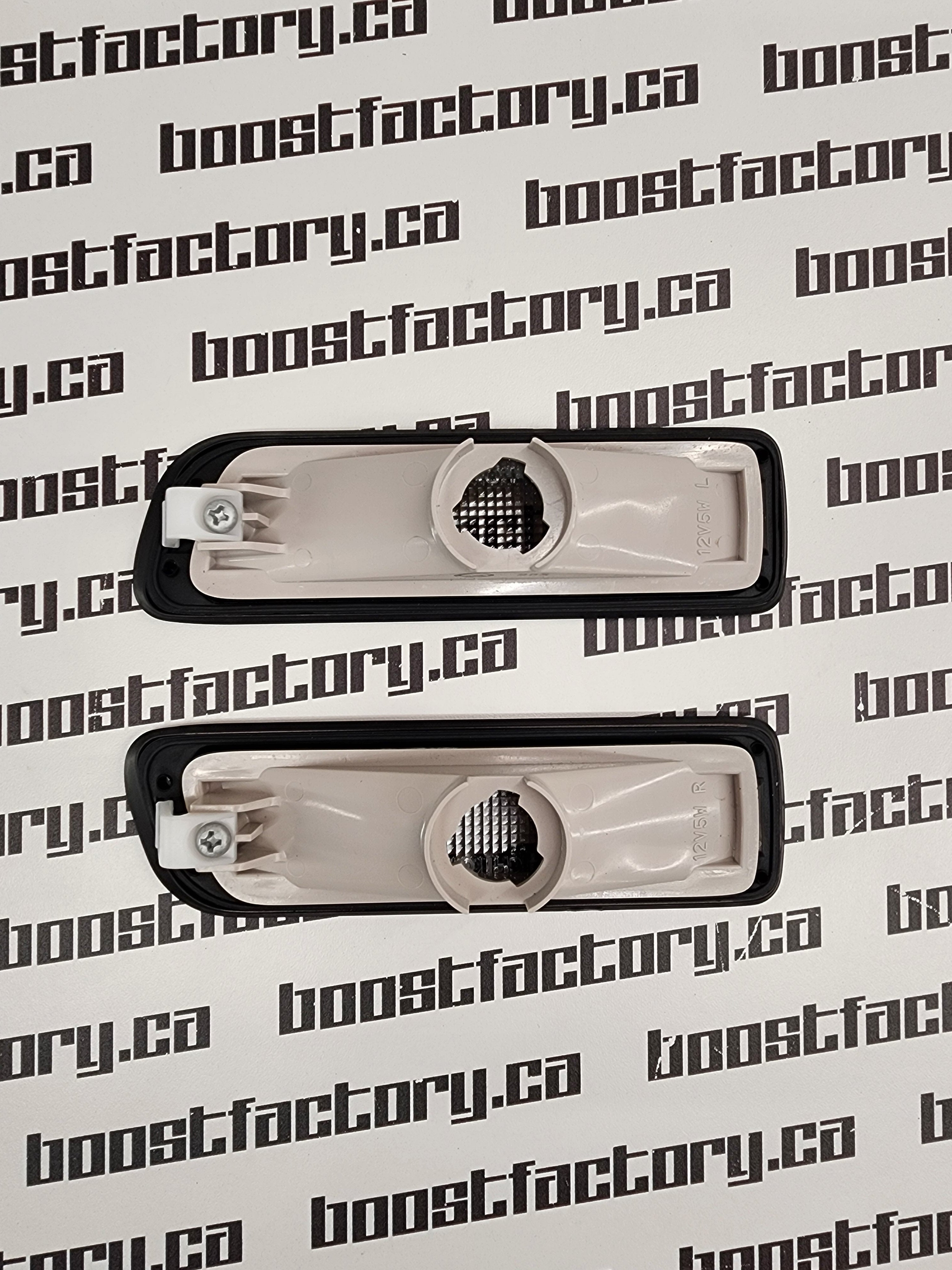 Nismo Clear Side Indicator Set R33 GTST - 26100-RN590