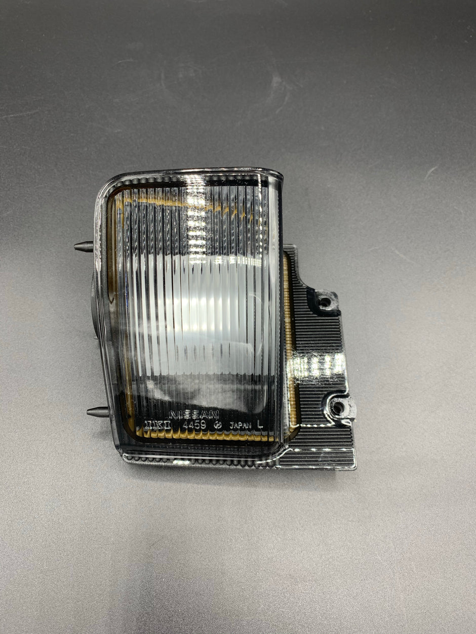 Skyline R32 Reverse Light Genuine Nissan R32 Skyline ALL 2 Door Reverse Light Body – Boost Factory